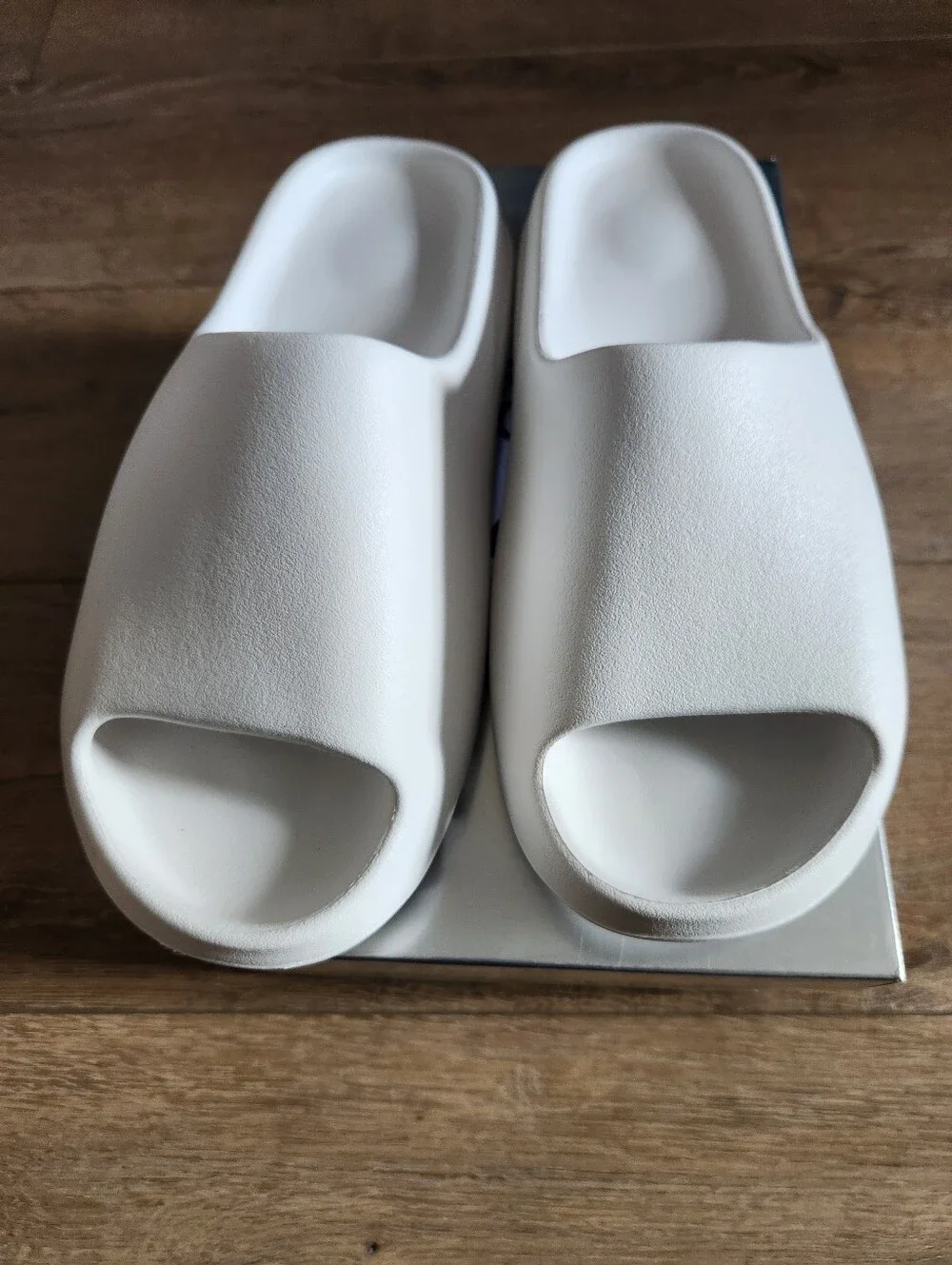 BRAND NEW YZY YS-01 Yeezy Slide White Size 13 W Box